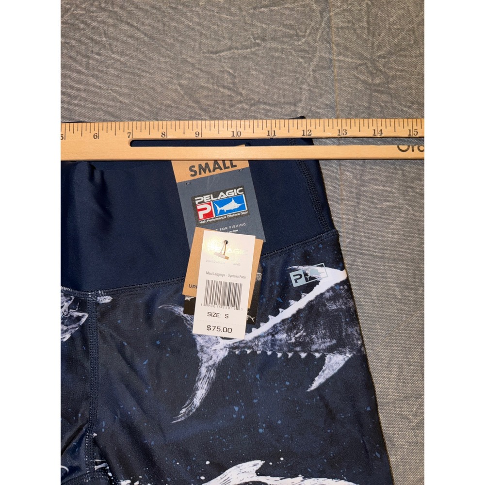 Pelagic Leggings Womens Small Maui Leggings Gyotaku Fade RWB Fish NEW - Picture 7 of 11